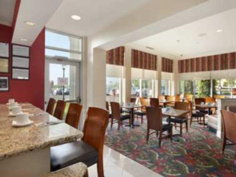 Hilton Garden Inn West Έντμοντον Εξωτερικό φωτογραφία